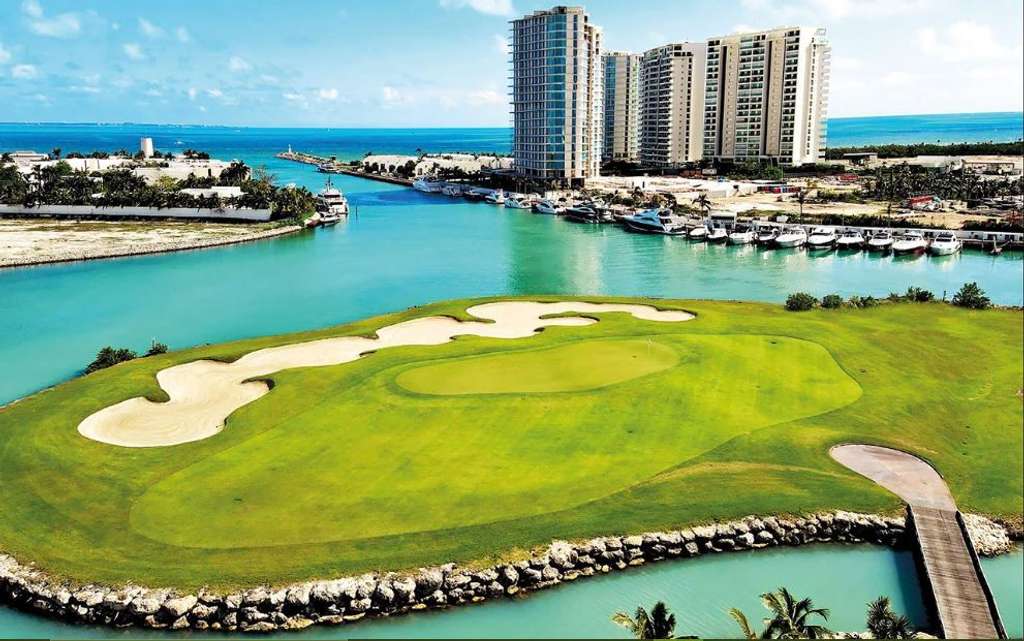 4 Bedroom Puerto Cancun Condo Oceanview LaVela2025
