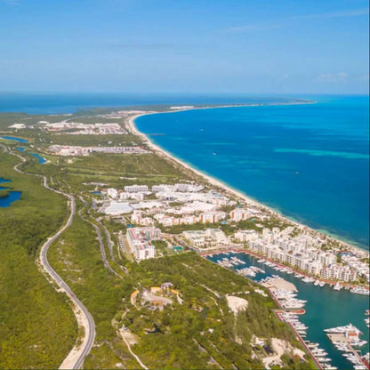 Condominio de 5 habitaciones en Costa Mujeres Cancún con vista al mar Marabella2026